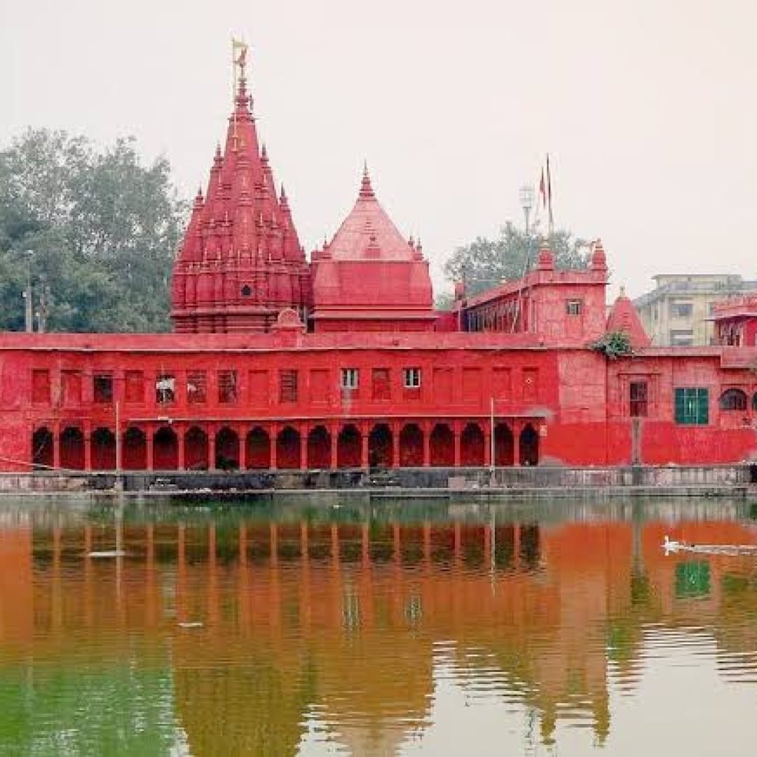 durga-temple-varanasi